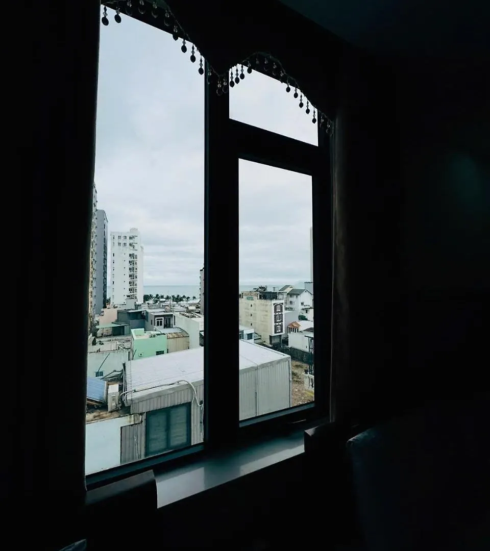 **  Bear Hotel & Homestay Da Nang Vietnam